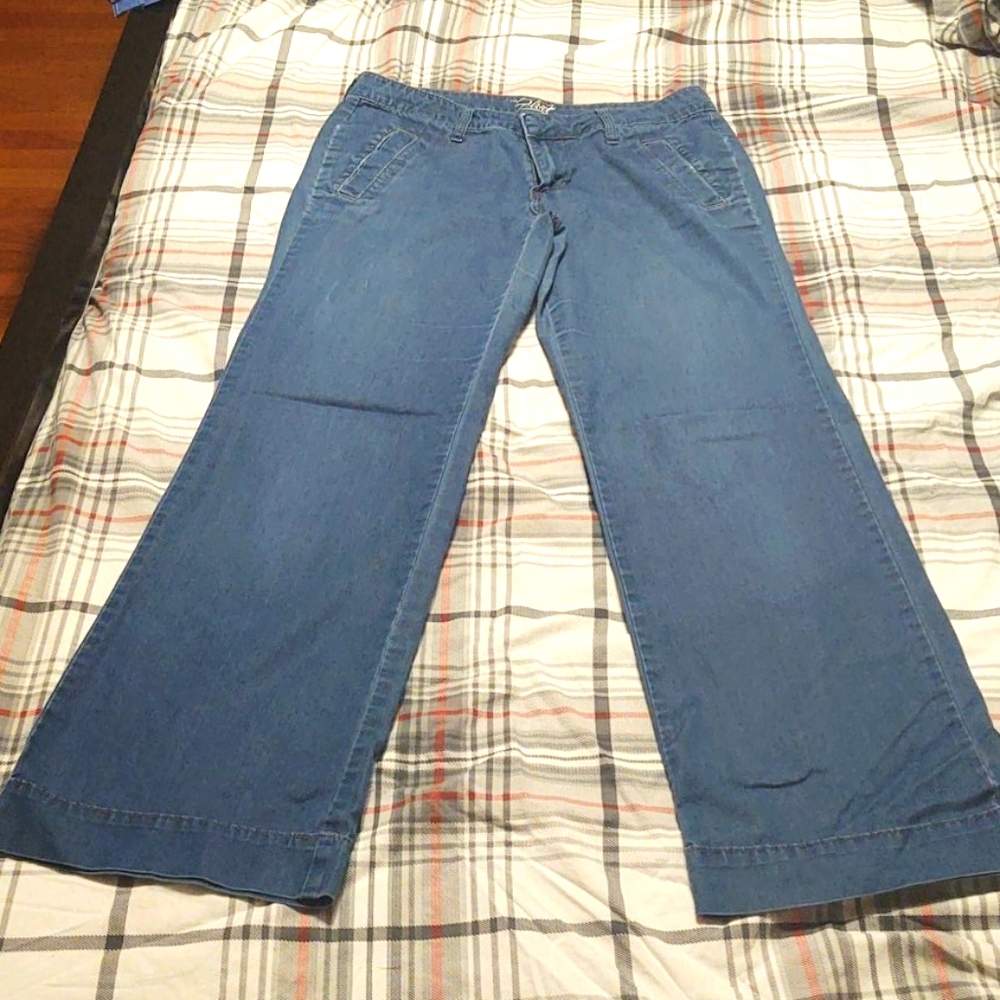 Wide leg jeans